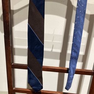 Tommy Hilfiger 3” navy/brown, with light blue stripe tie, I purchased this new.